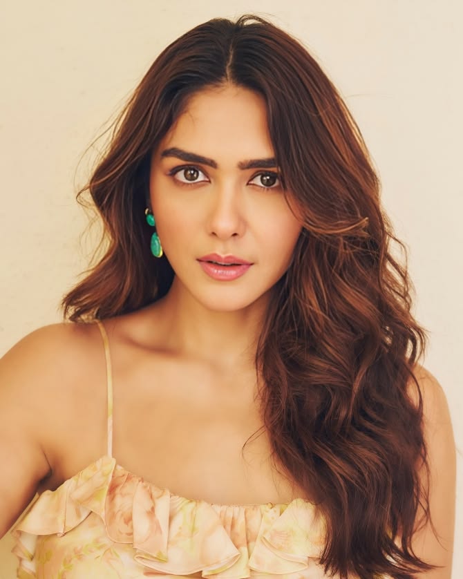 Mrunal Thakur
